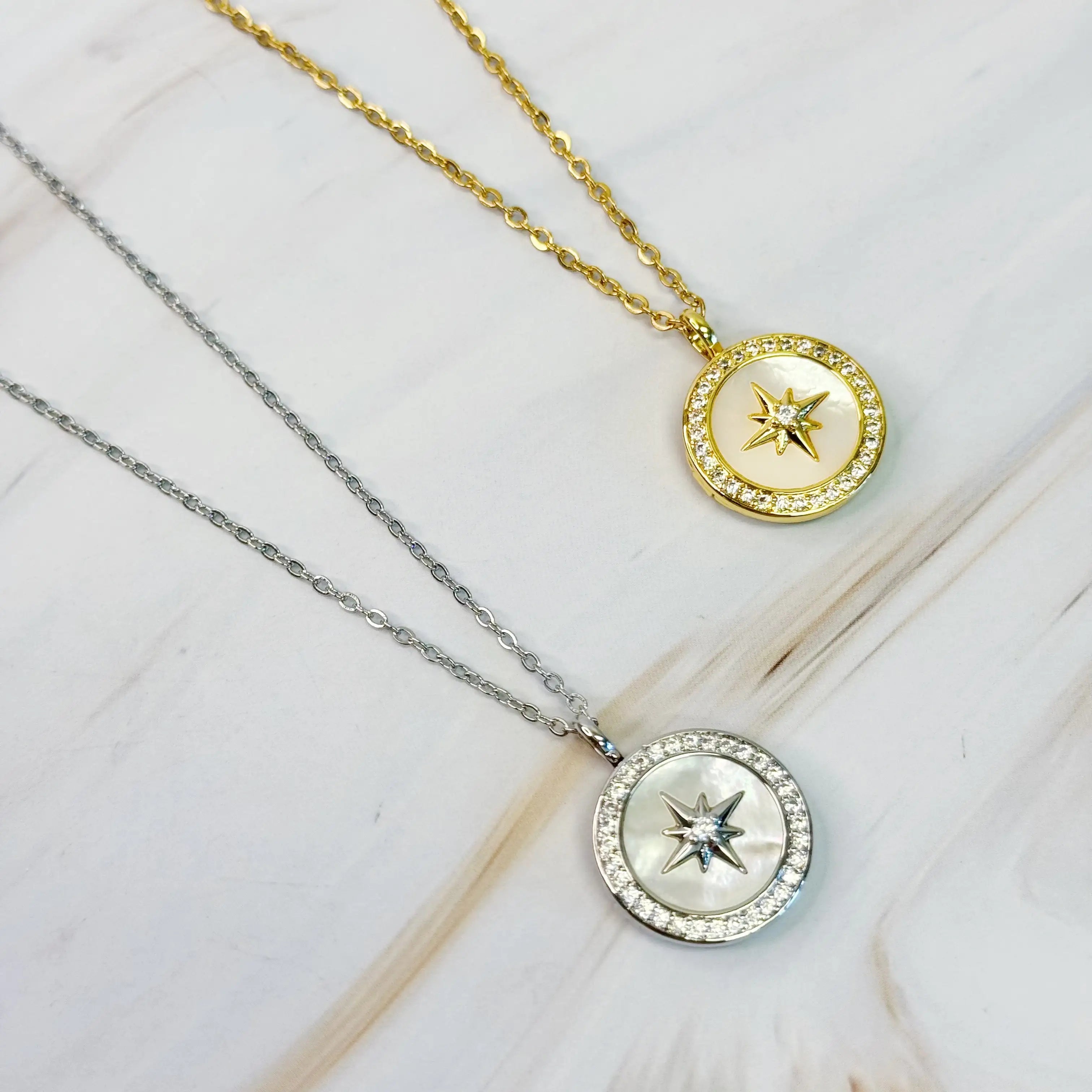 Shine Compass Open Locket Pendant Necklace: 18k Gold Locket Necklace for Personalized Style smart-purchase