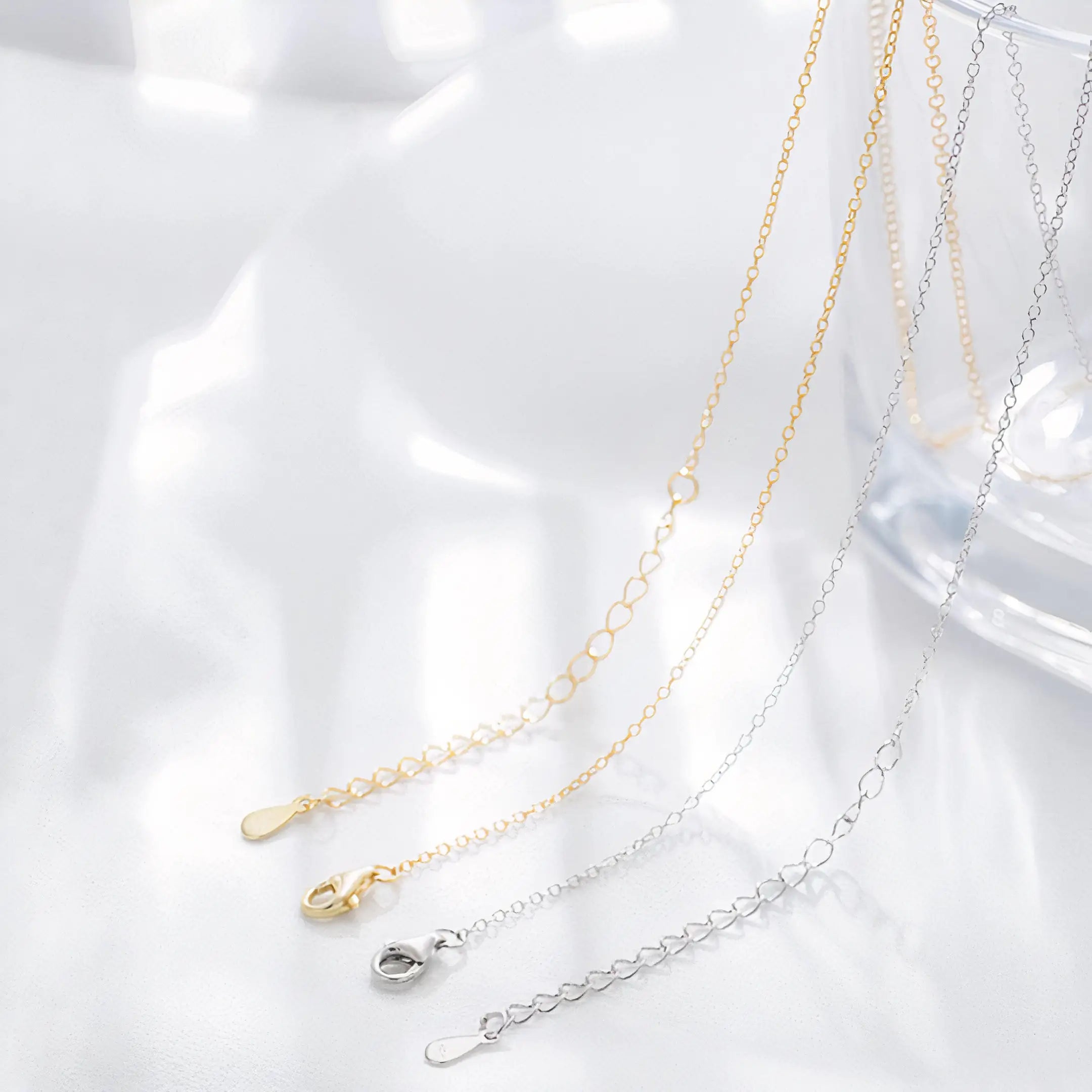 Gold Pendant Chain: Zuzy Necklace with Circle Pendant for Trendy Style smart-purchase