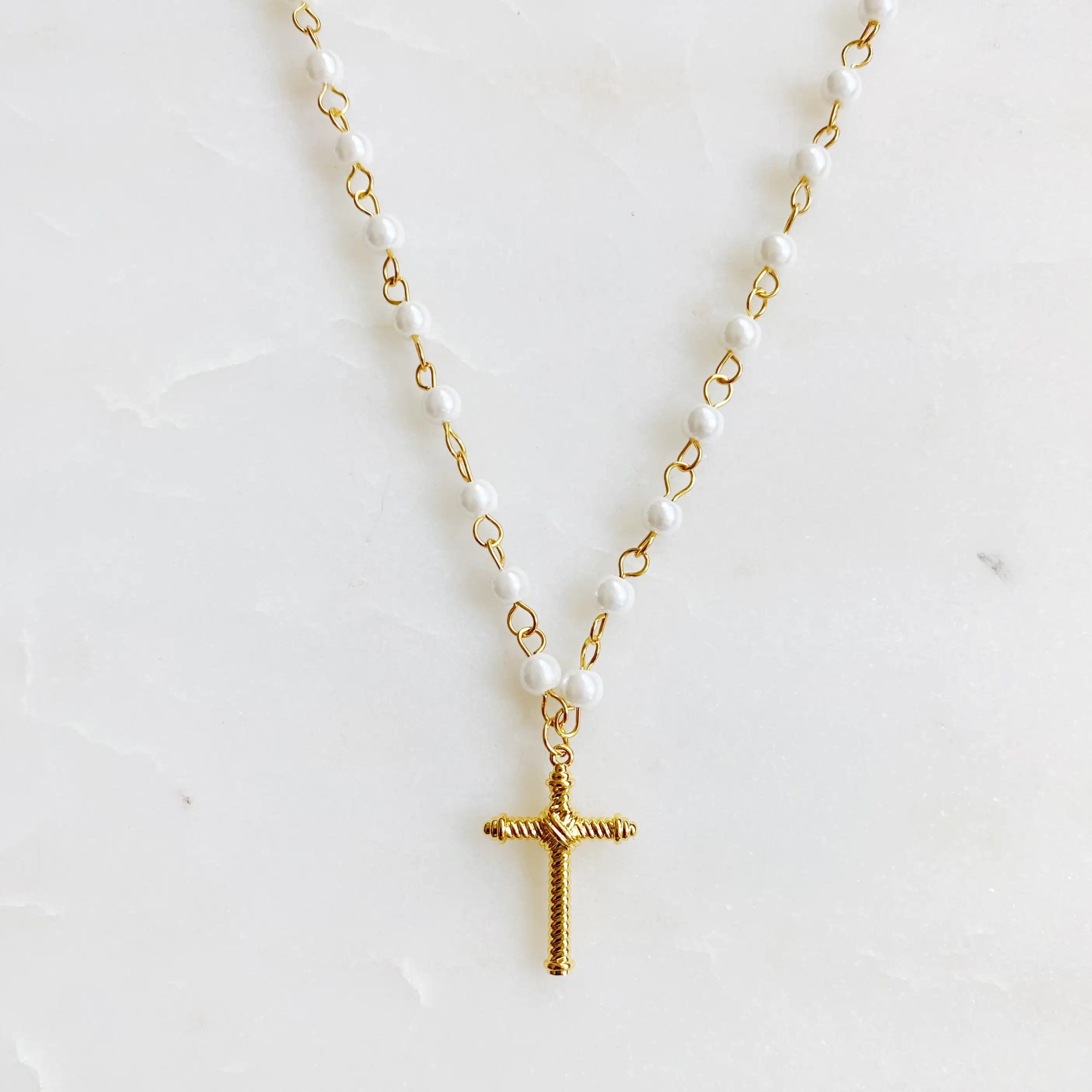 18k Gold Cross Pendant: Cabled Cross Necklace for Stylish Faith Expression smart-purchase