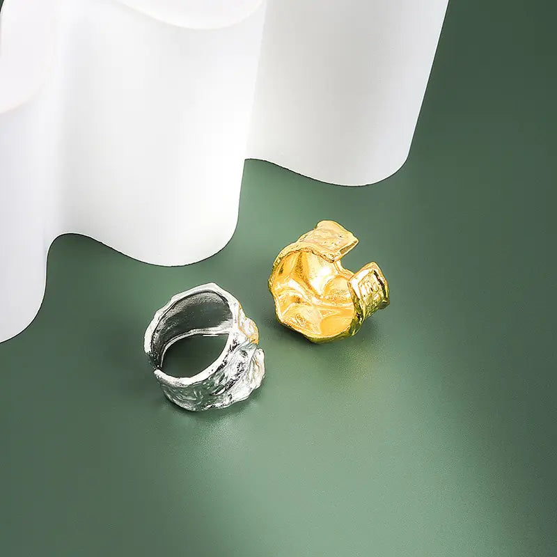 Minimalist Gold Rings – Matte Surface Ellipse Rings for Women’s Modern Style smart-purchase