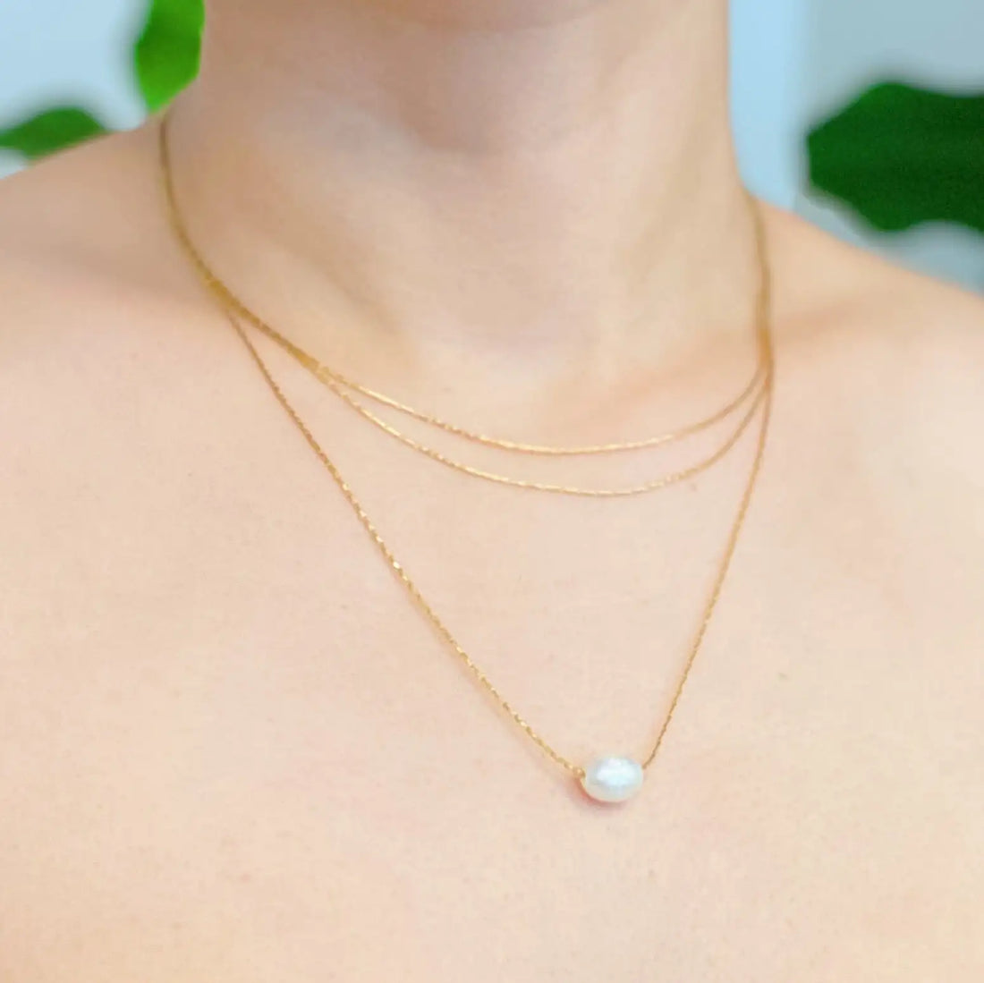 Layered Freshwater Pearl Pendant Necklace with Gold Chain Pendant