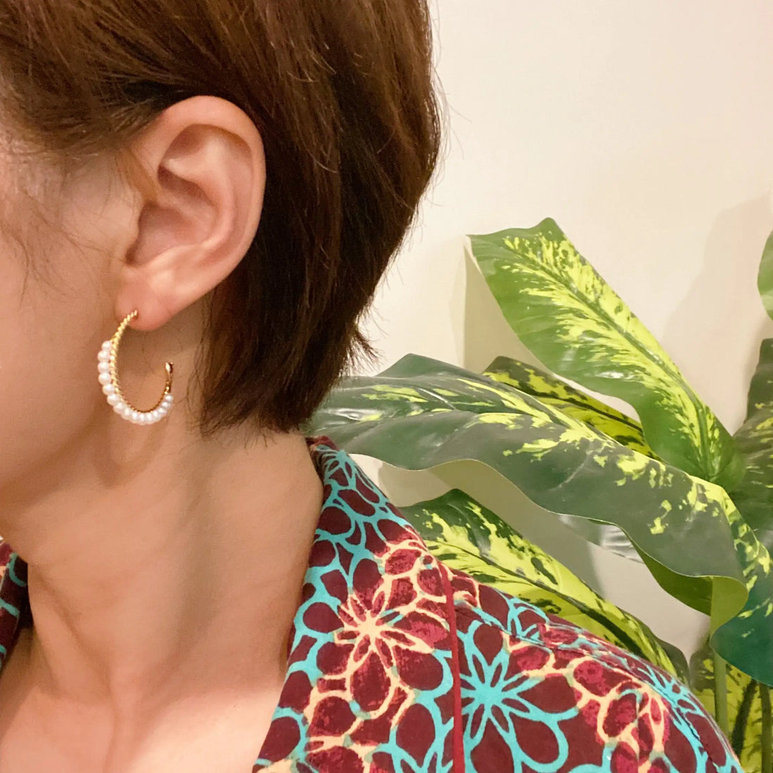 Pearl and Gold Blended Hoop Earring – Vintage Pearl Earrings for Effortless Elegance
