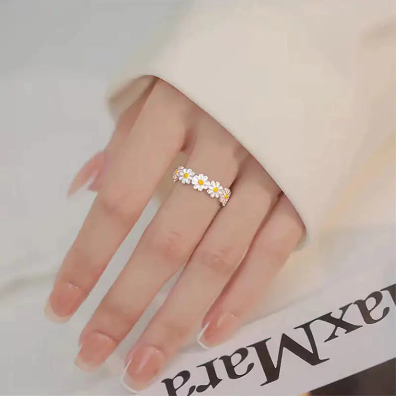 Gold Flower Ring – Vintage Daisy Design for Timeless Charm smart-purchase