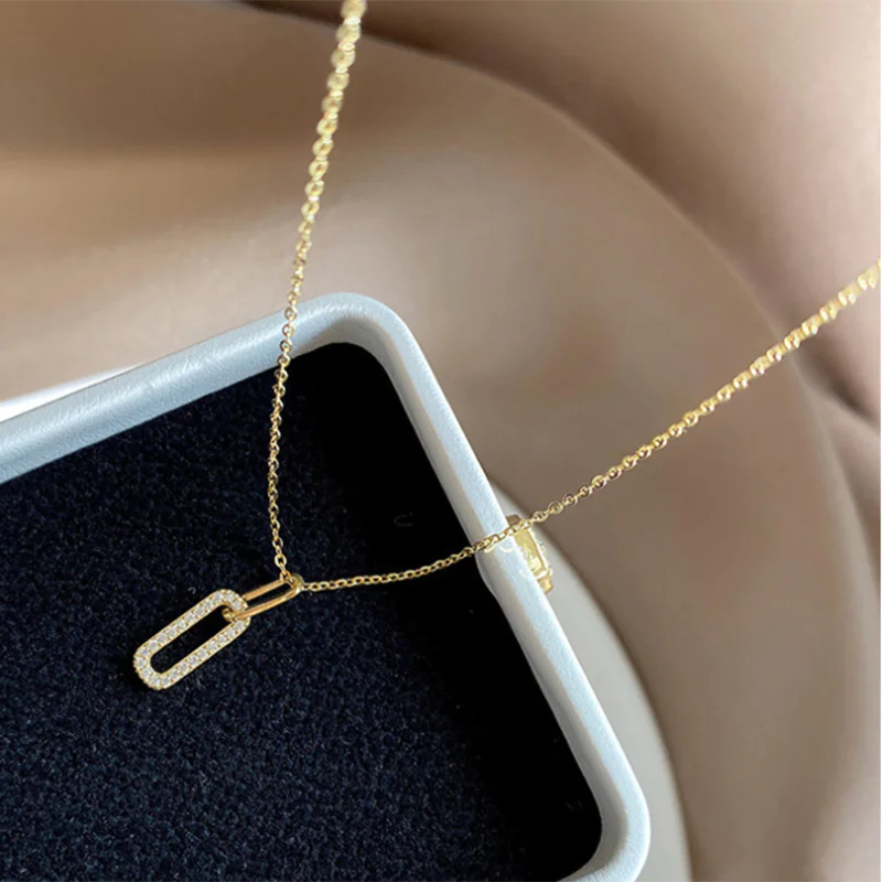 Sterling Silver Pendant Necklaces: Antique Gold Locket Necklace for Everyday Elegance smart-purchase
