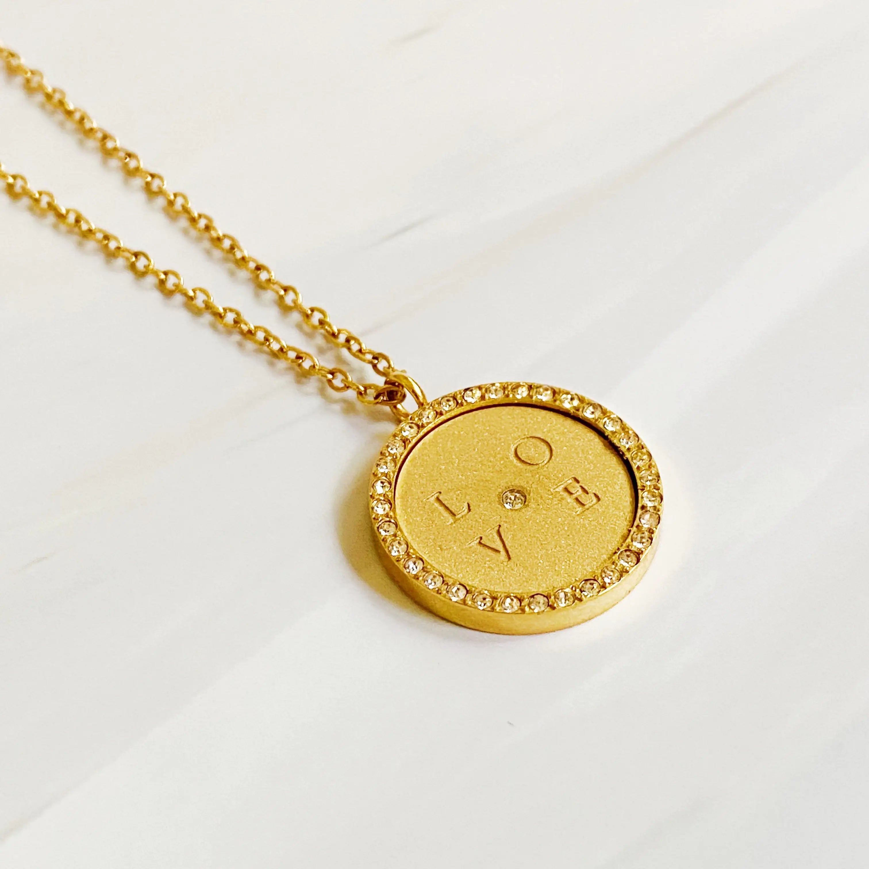 Loveholic Round Pendant Necklace: Romantic Gold Locket Pendant Elegance smart-purchase