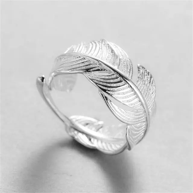 Sterling Silver Heart Ring – Unique Personality Silver Plated Love Hug Ring smart-purchase