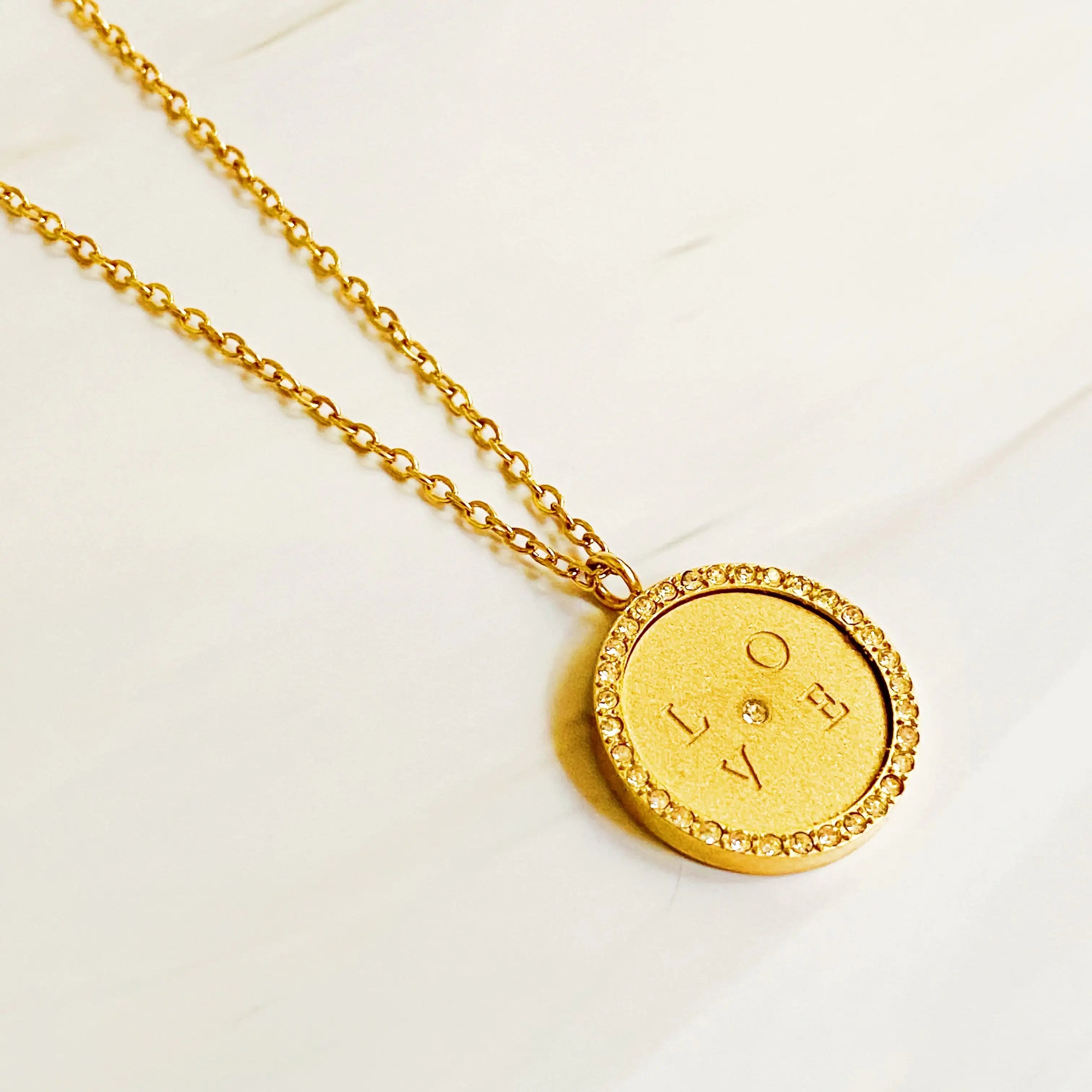 Loveholic Round Pendant Necklace: Romantic Gold Locket Pendant Elegance smart-purchase