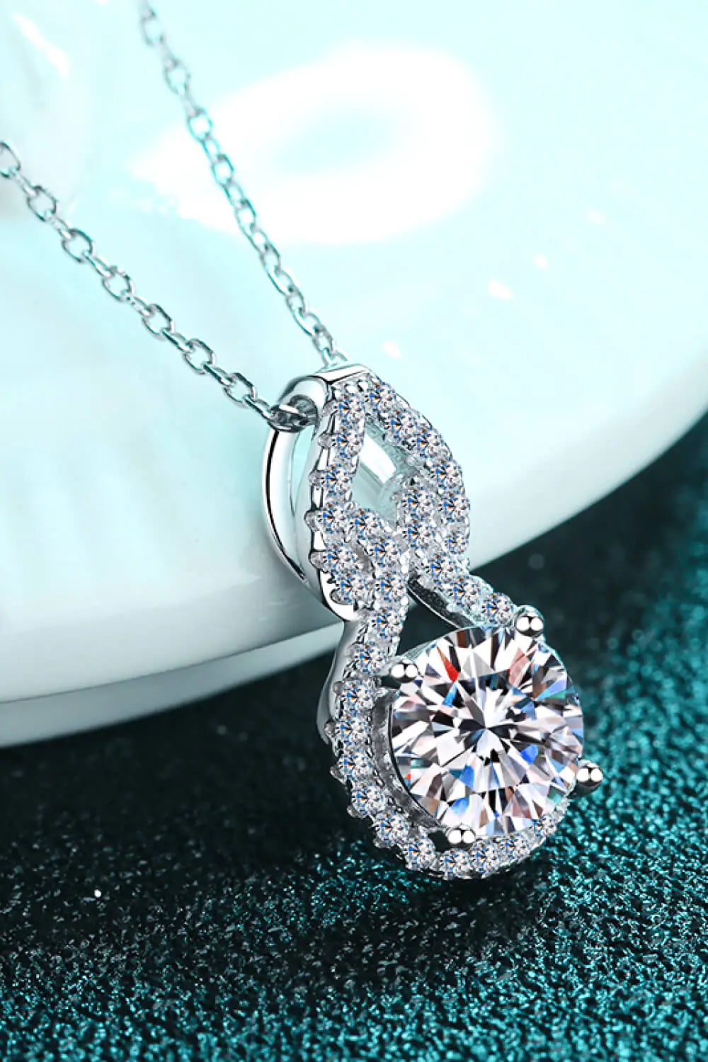 Sterling Silver Necklace with Pendant: 1 Carat Moissanite for Elegant Shine smart-purchase