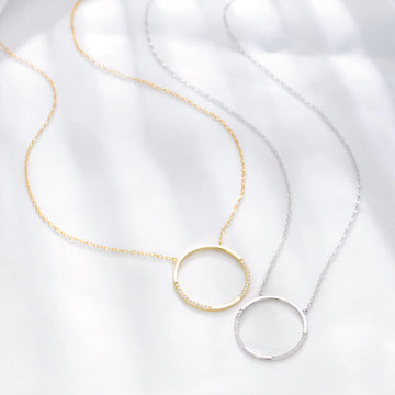 Gold Pendant Chain: Zuzy Necklace with Circle Pendant for Trendy Style