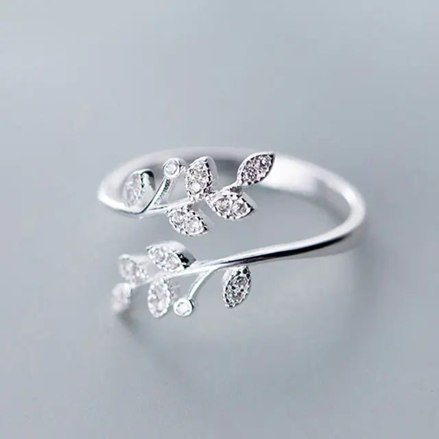 Sterling Silver Heart Ring – Unique Personality Silver Plated Love Hug Ring smart-purchase