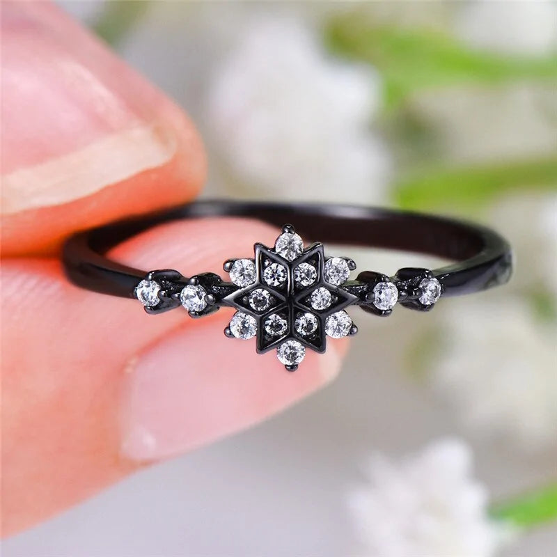 Gold Floral Ring – Luxury Flower Snowflake Ring for Elegant Women smart-purchase