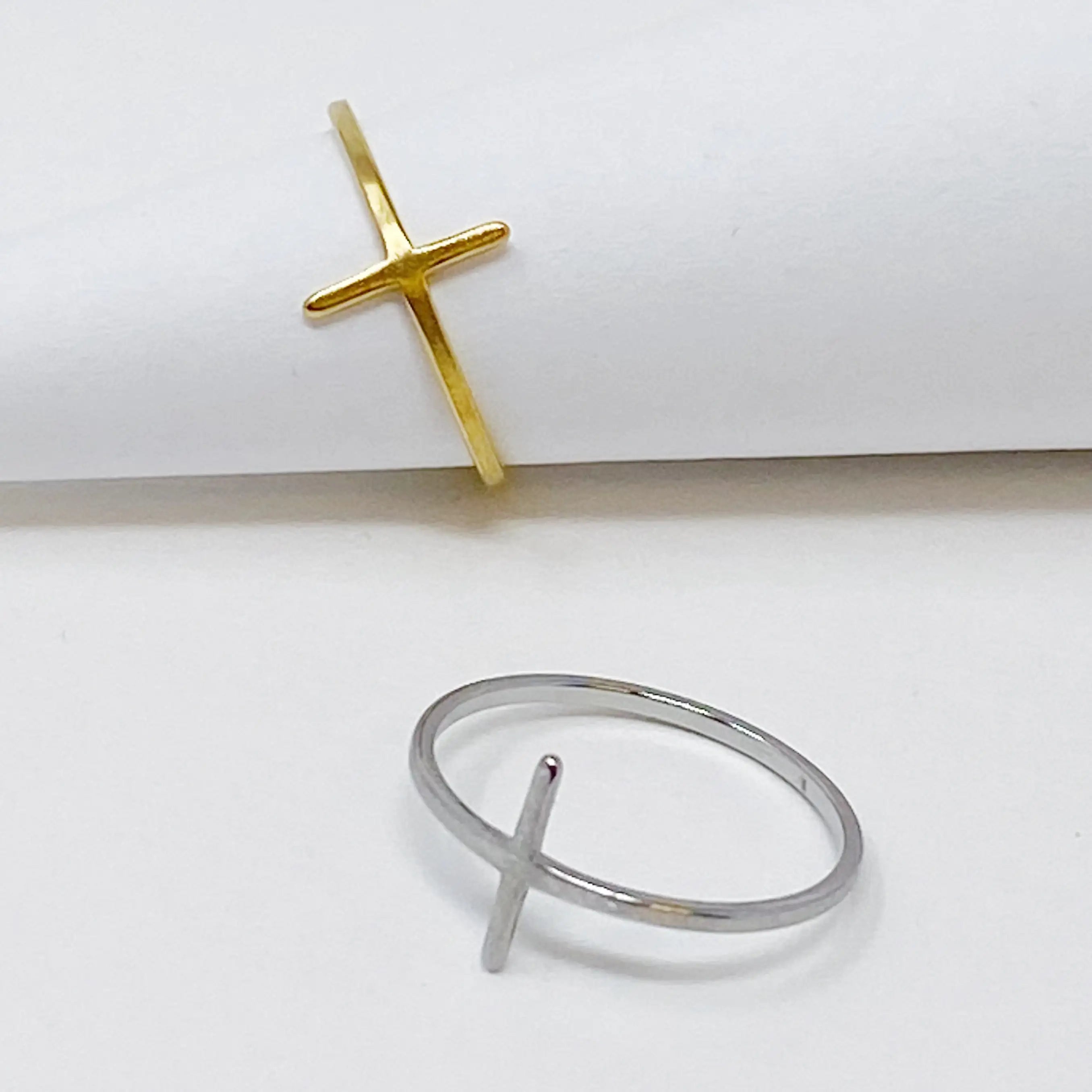 Unique Gold Rings – Side Cross Ring for Meaningful Elegance smart-purchase
