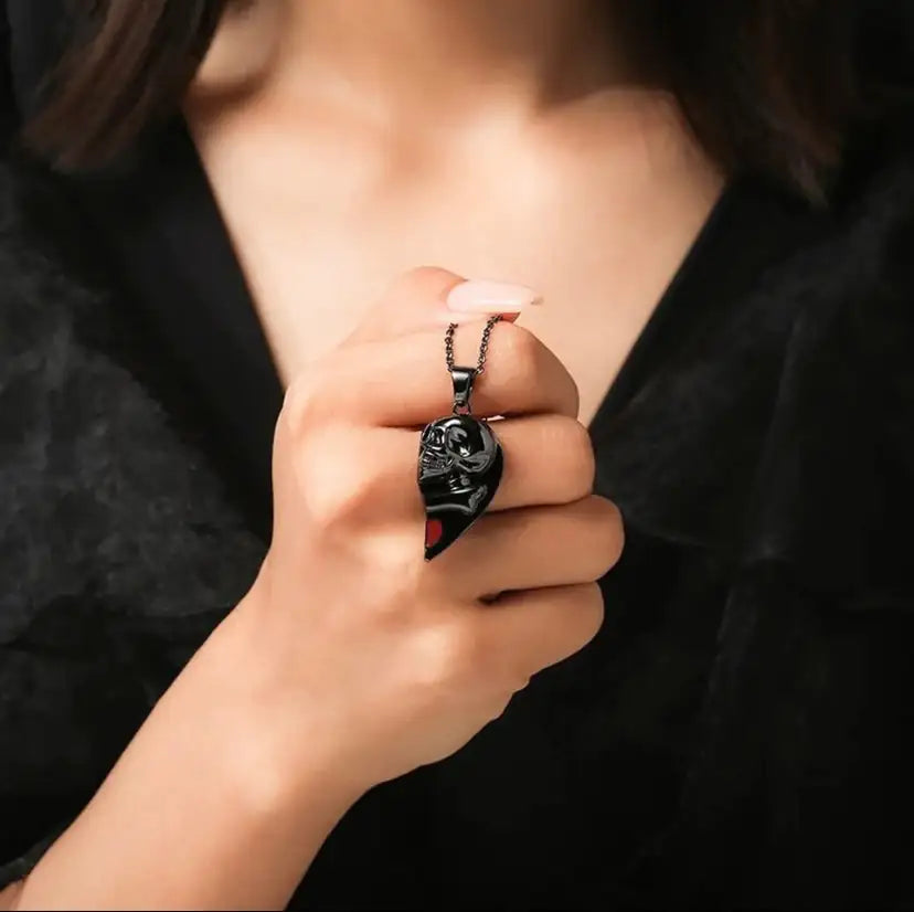 Magnetic Skull Hearts Pendant for Edgy Style smart-purchase