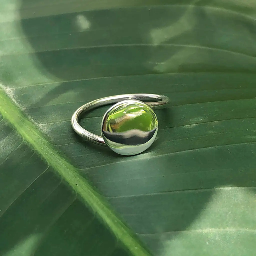 Full Moon Ring: Celestial Inspired Jewelry - Vintage Minimalist Engagement Ring smart-purchase