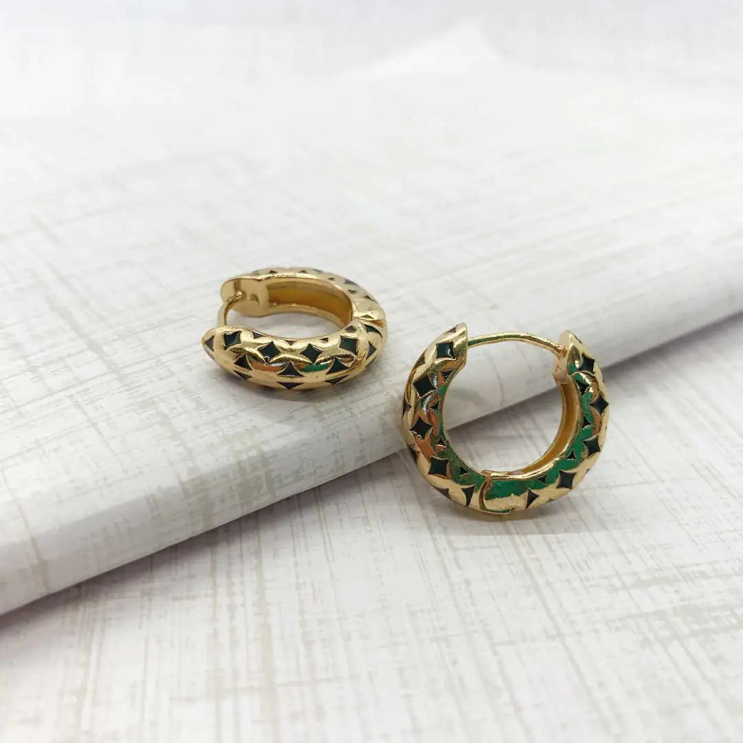 Ely Earrings – Chic 10K Gold Hoop Earrings with Leaf Pattern smart-purchase