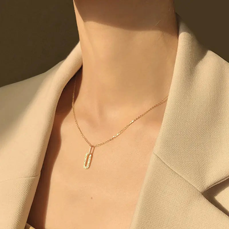 Sterling Silver Pendant Necklaces: Antique Gold Locket Necklace for Everyday Elegance smart-purchase