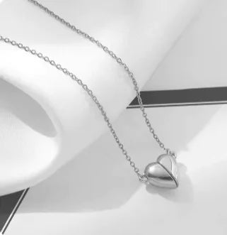Hollow Love Heart Pendant Necklace - Heart Shape Pendant for Romantic Elegance smart-purchase