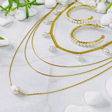 Layered Freshwater Pearl Pendant Necklace with Gold Chain Pendant