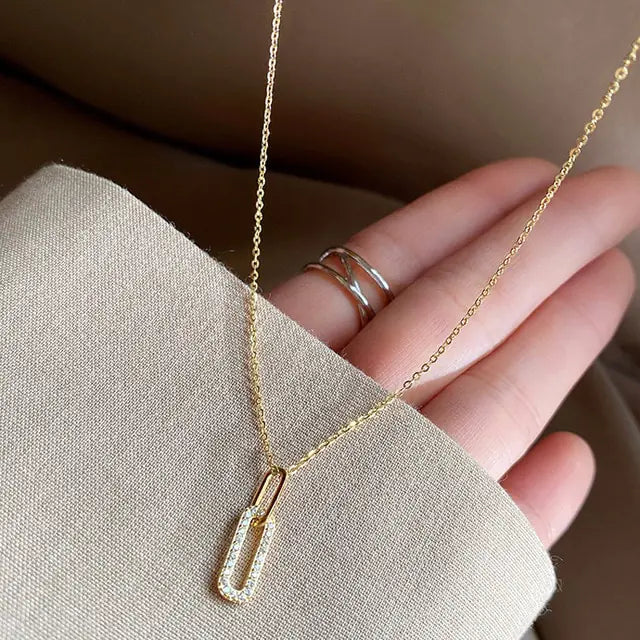 Sterling Silver Pendant Necklaces: Antique Gold Locket Necklace for Everyday Elegance smart-purchase