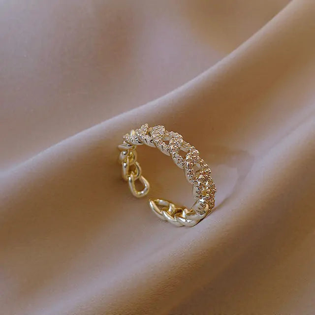 Minimalist Rings – Twist Design Rings for Modern Elegance smart-purchase