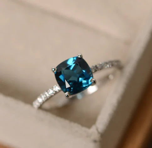 Crystal Blue Square Stone Ring – A Stunning Gold Statement Ring for Timeless Elegance smart-purchase