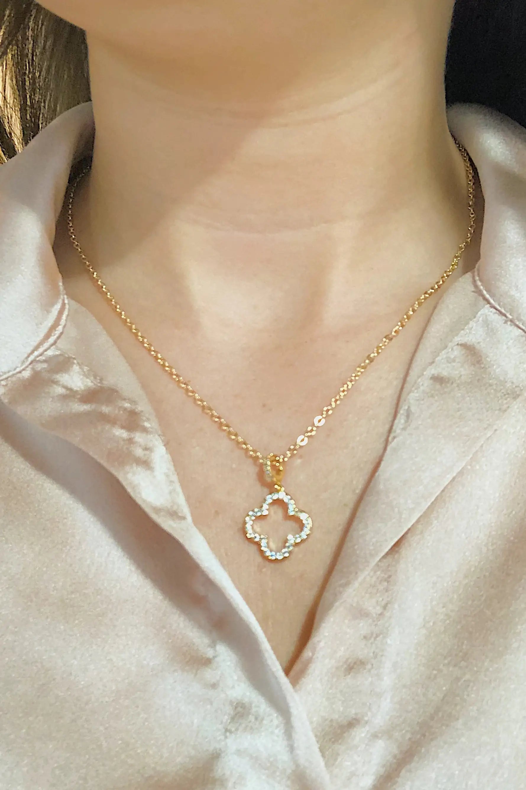 Open & Studded Pendant Necklace for Modern Chic Style smart-purchase
