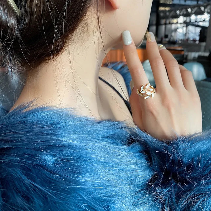 Leaf Design Ring – Leaf Branch Shape Open Ring for Nature-Inspired Elegance