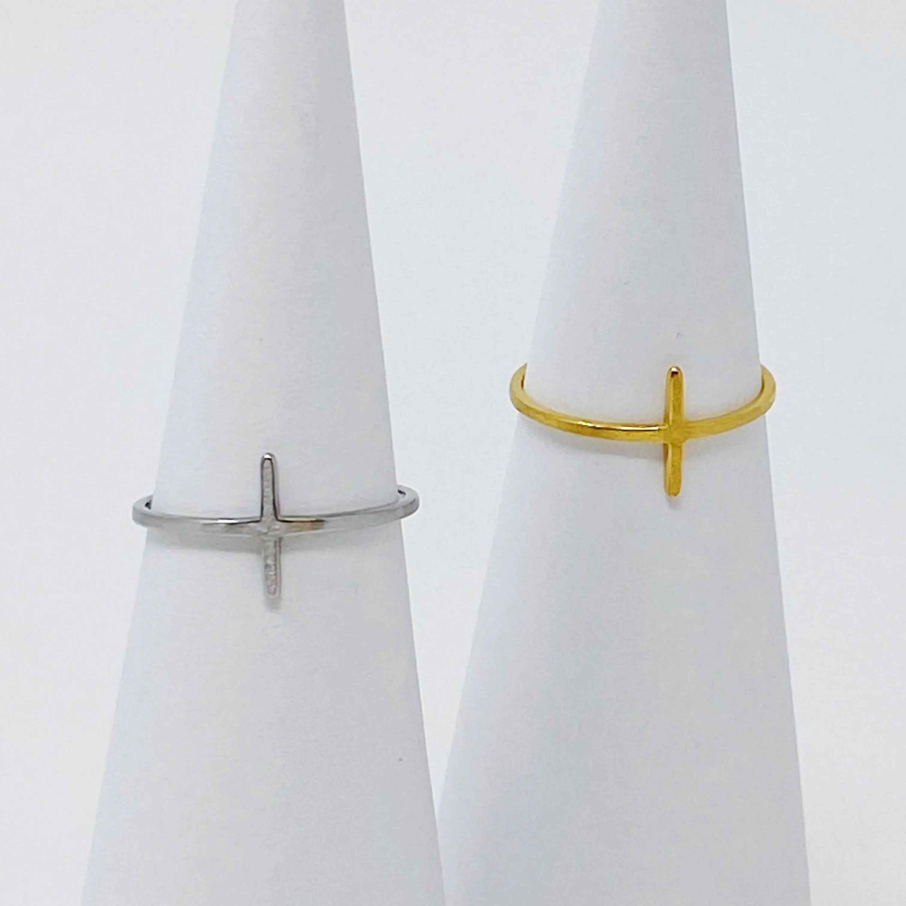 Unique Gold Rings – Side Cross Ring for Meaningful Elegance smart-purchase