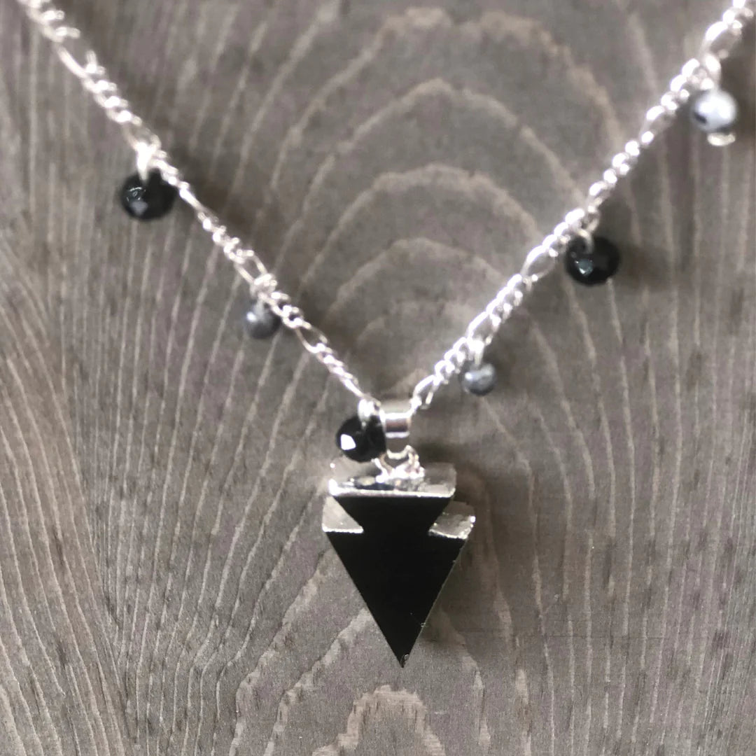 Stainless Steel Cross Pendant Necklace: Stylish Symbol of Direction and Strength smart-purchase