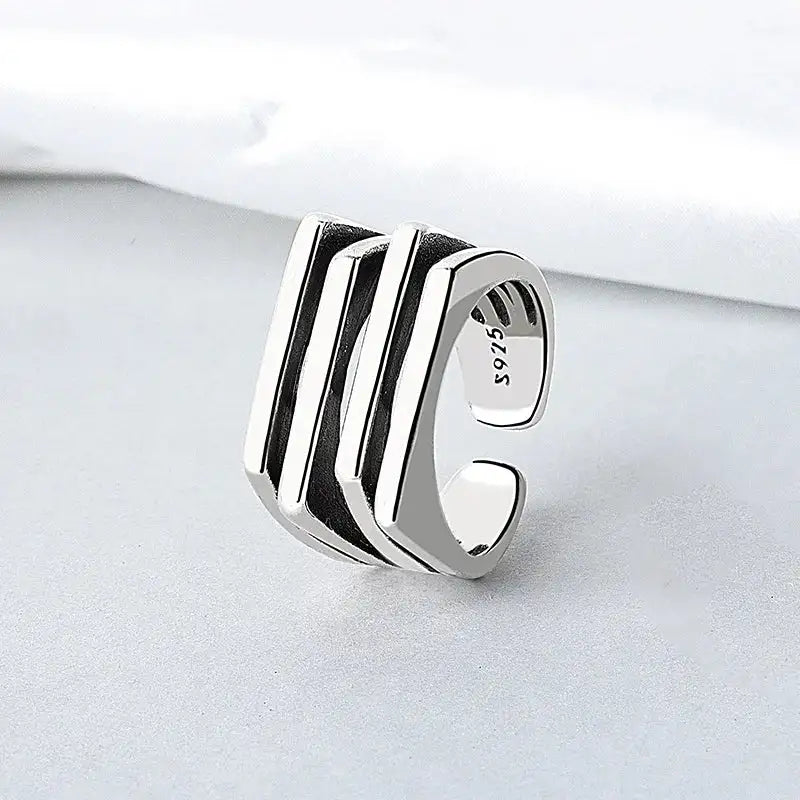 Minimalist Gold Rings – Stylish Platforms Ring for Modern Elegance