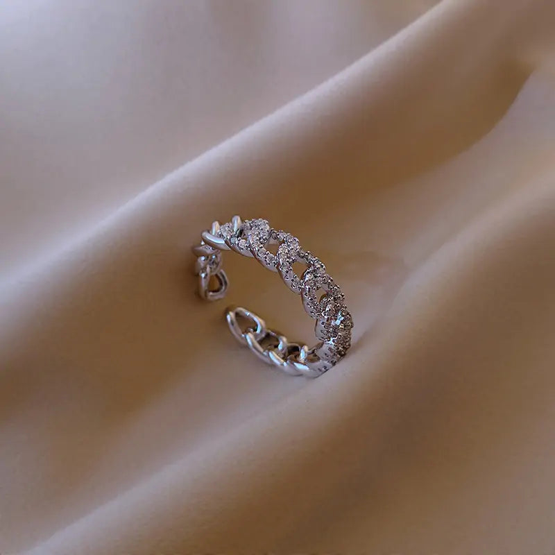 Minimalist Rings – Twist Design Rings for Modern Elegance smart-purchase